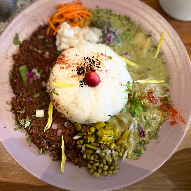 2種盛カレー(カレーの惑星 )