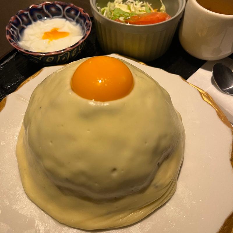 チーズたっぷり羊のキーマカレー(スープカレー しゃば蔵)