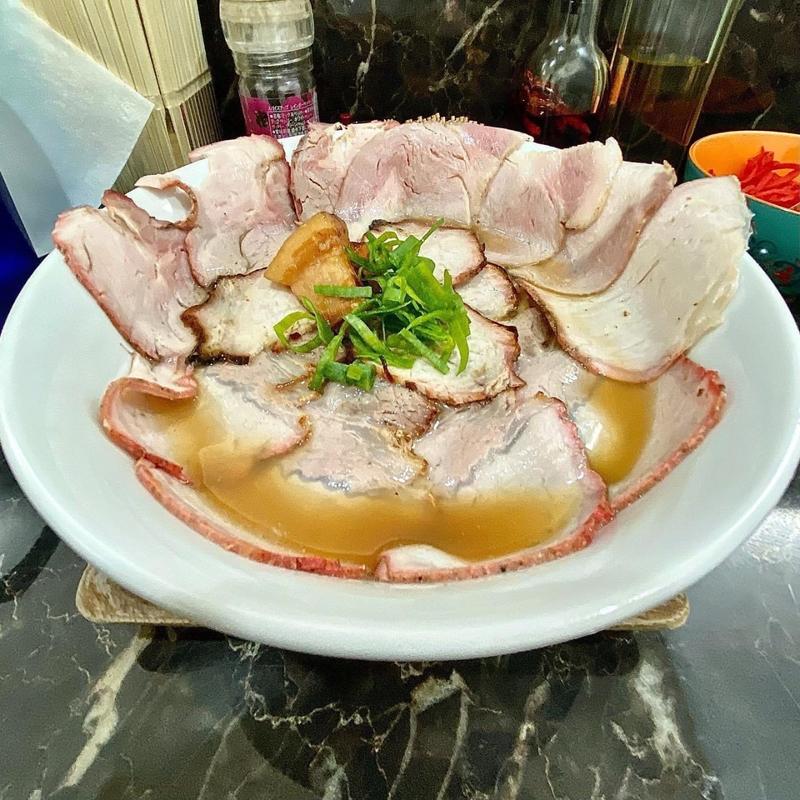 豚清しょうゆラーメン(群青 )