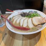 焼き豚ラーメン(博多らーめん でたん)