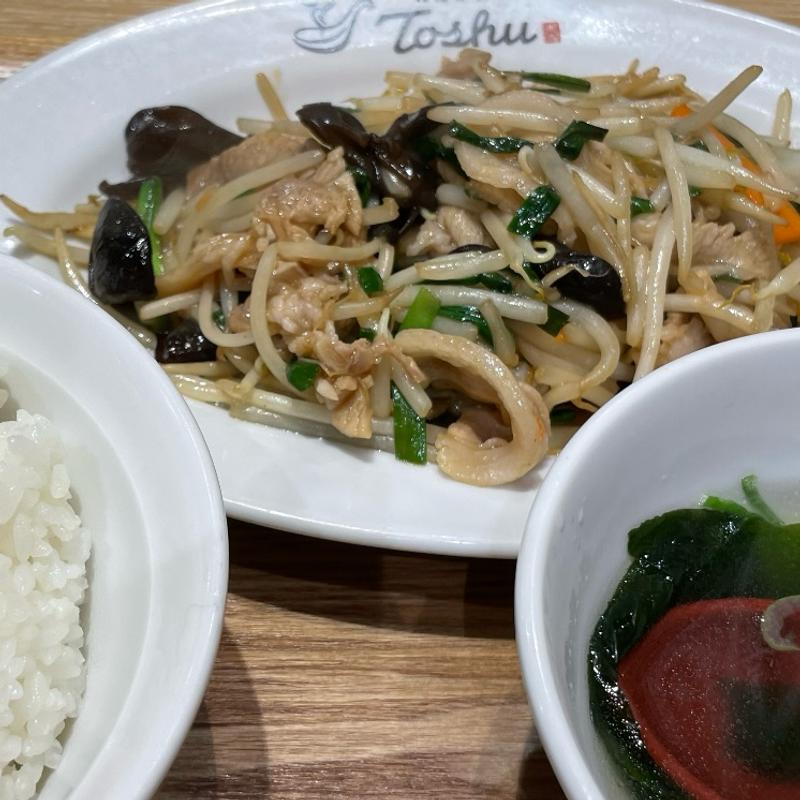 肉ニラ炒め定食(れんげ食堂 toshu 花小金井店)