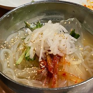 冷麺(韓豚屋 大宮店)