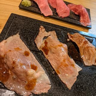 サーロインの炙り肉寿司(肉の寿司 一縁 小山店)