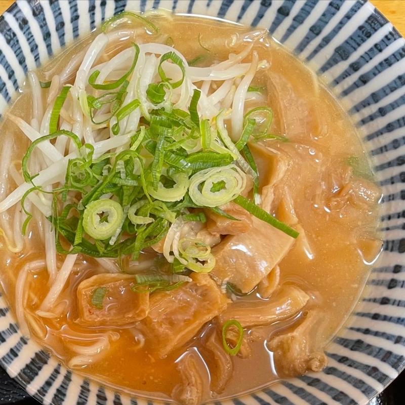 牛すじラーメン(せせらぎ食堂 )