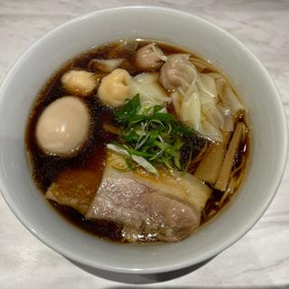 肉•海老ワンタン麺　黒　各2個(Ramen Kurumu)