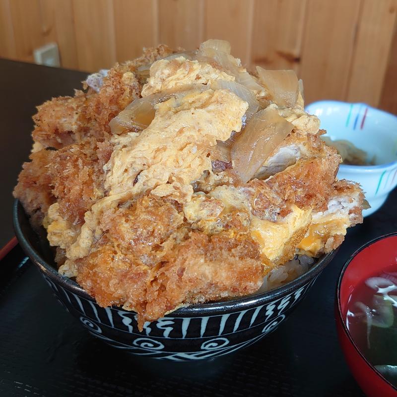 かつ丼(興ちゃん亭 （コウチャンテイ）)