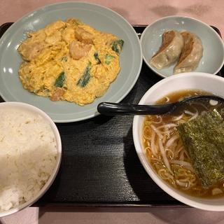 卵海老炒め定食＋半ラーメン(中華 寿楽)