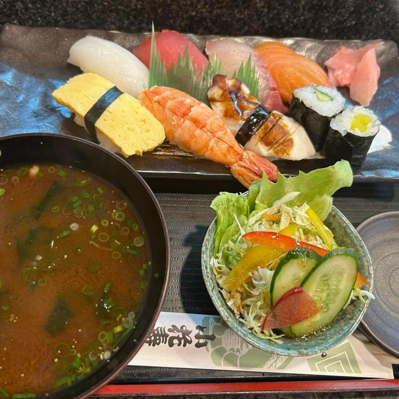 ランチ握り(小花寿司)