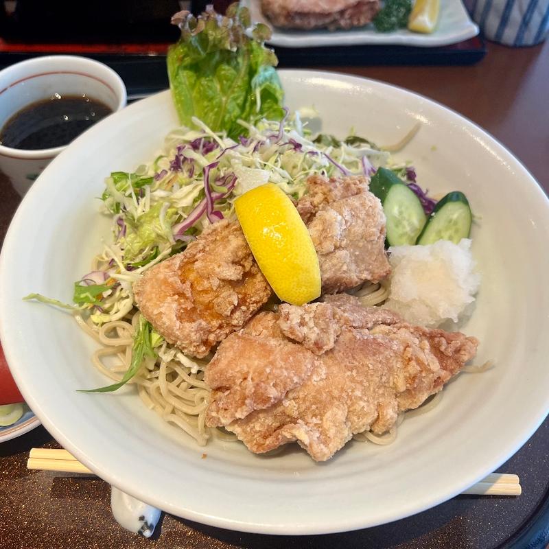 唐揚げおろしそば(そば香露庵)