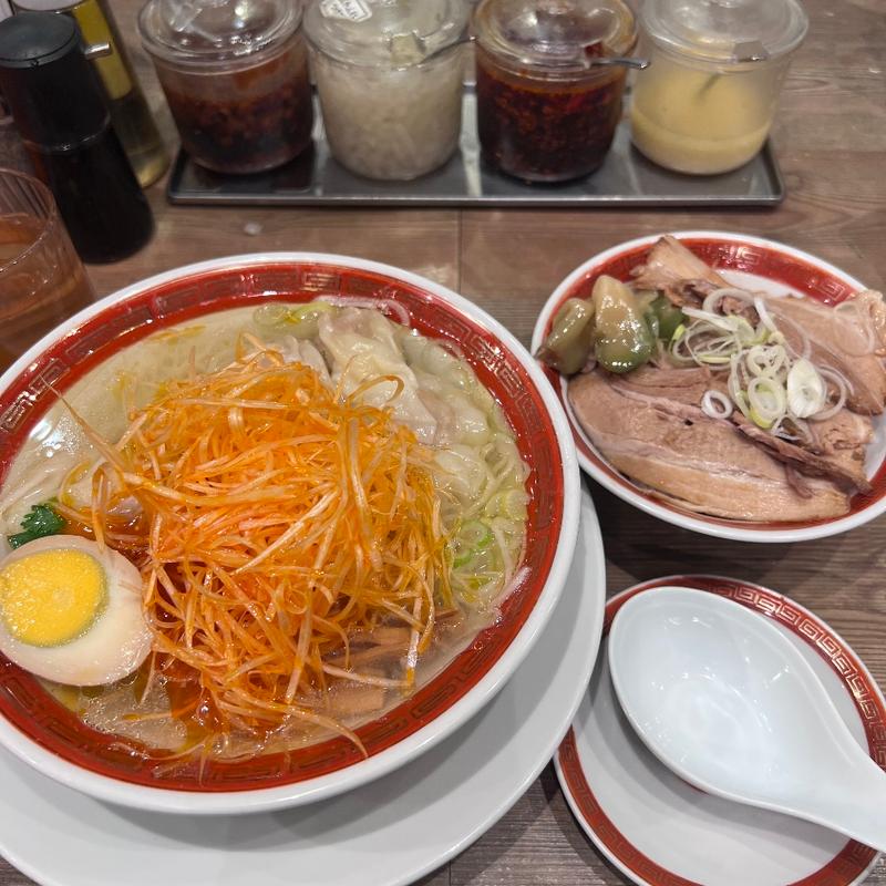 辛味ネギ塩肉汁雲呑麺 煮豚飯セット(広州市場 田町店)