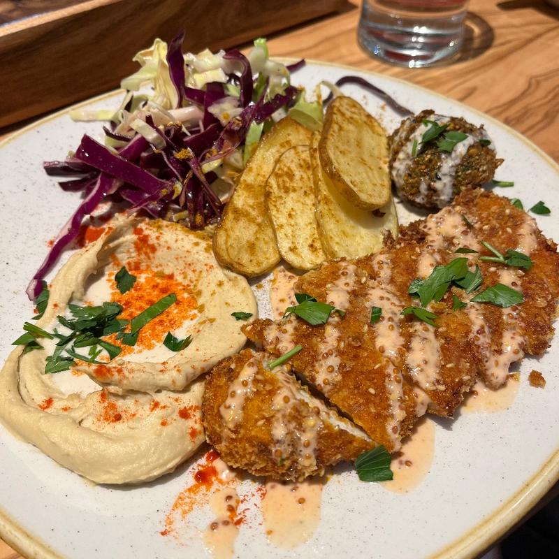 シュニッツェルプレート(Ta-im 虎ノ門)