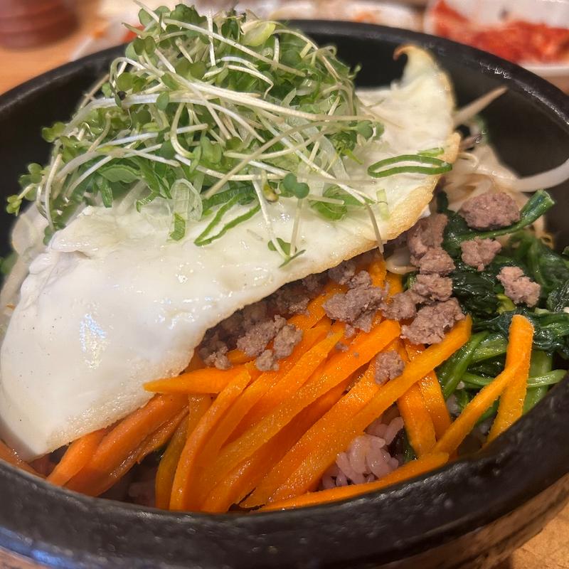 ビーフ石焼ビビンバ(Imone)