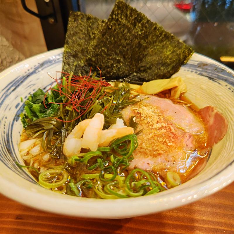 ポカポカ海の宝らーめん(濃厚煮干しそば 麺匠 濱星 関内本店)