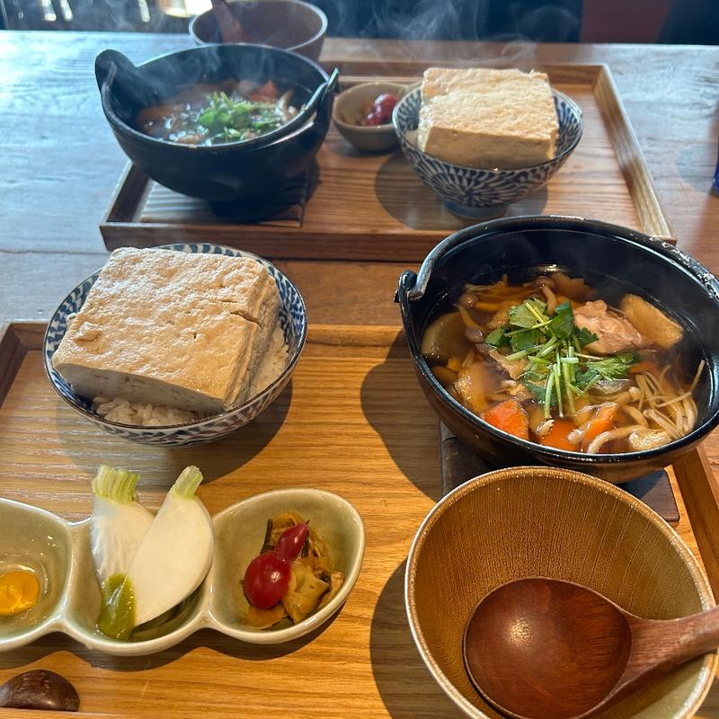 豆富めし&きの子汁の定食(箱根百薬)