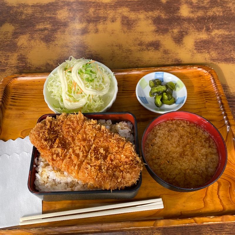 カツ重(とんかつ あき )