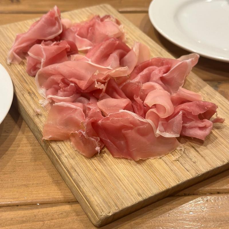 生ハム(トラットリア　チャオ)