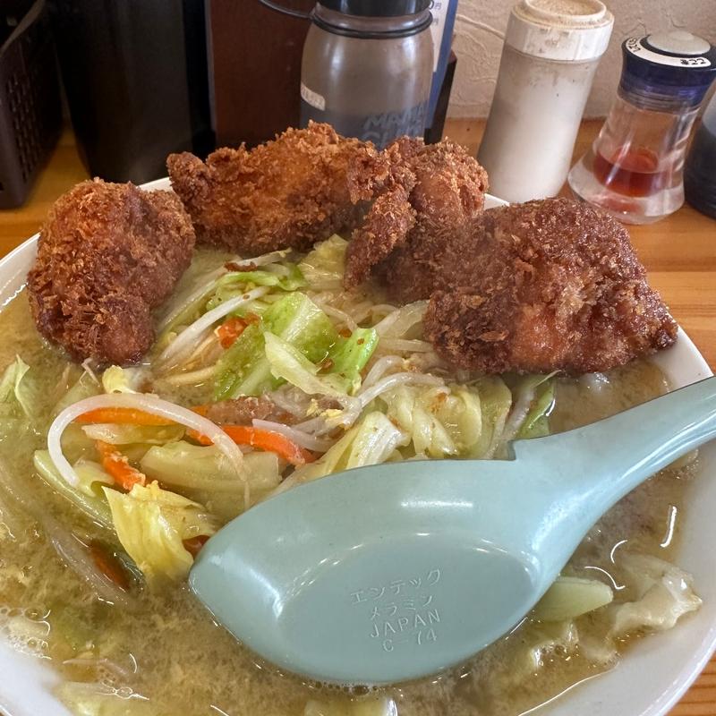 八幡のちゃんぽん カツ2コ追加(八幡のチャンポン )