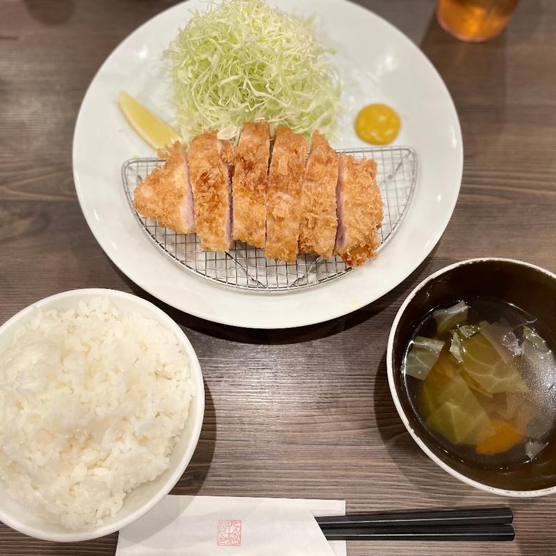 上ロースカツ定食(カツとカレーの店　ジーエス)