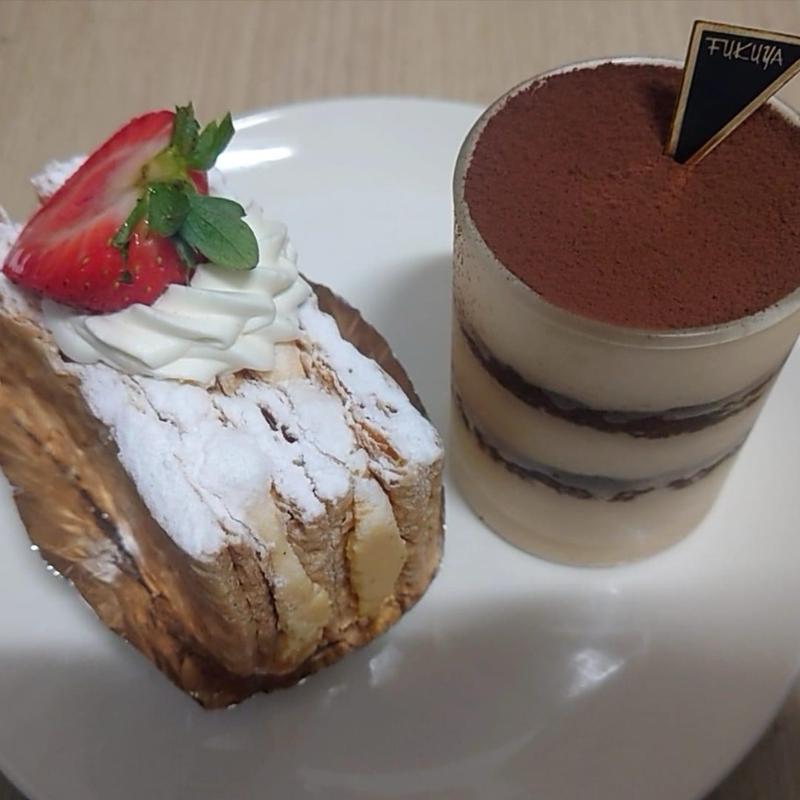苺のミルフィーユ ティラミス(ケーキハウス・フクヤ （Cake House FUKUYA）)