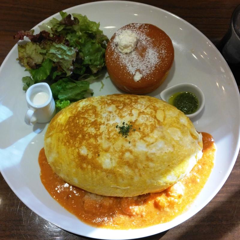 スフレオムライスプレート(サロン卵と私 アトレ川崎店)