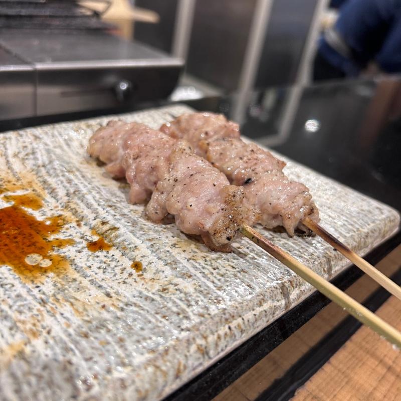 せせり(上野黒門 鳥恵 （トリエ）)