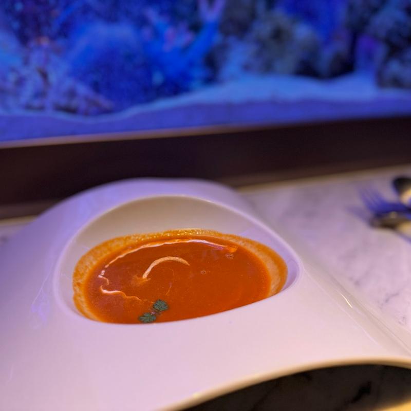 オマール海老のクリームビスク(上野 アクアリウムレストラン Nautilus-ノーチラス-)