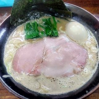 家系ラーメン（味玉）(麺処むら井)