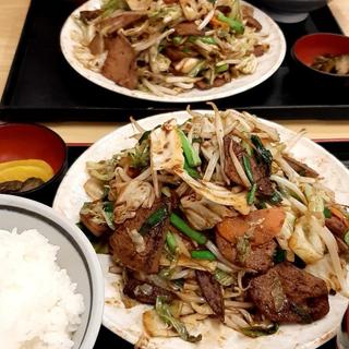 ニラレバ炒め定食(ドライブイン幸華)