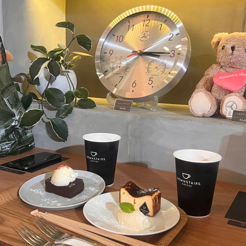 バスクチーズケーキ(DOWNSTAIRS COFFEE)