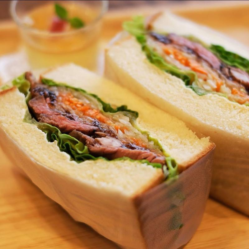 ローストビーフサンドイッチ(柳島キッチン)