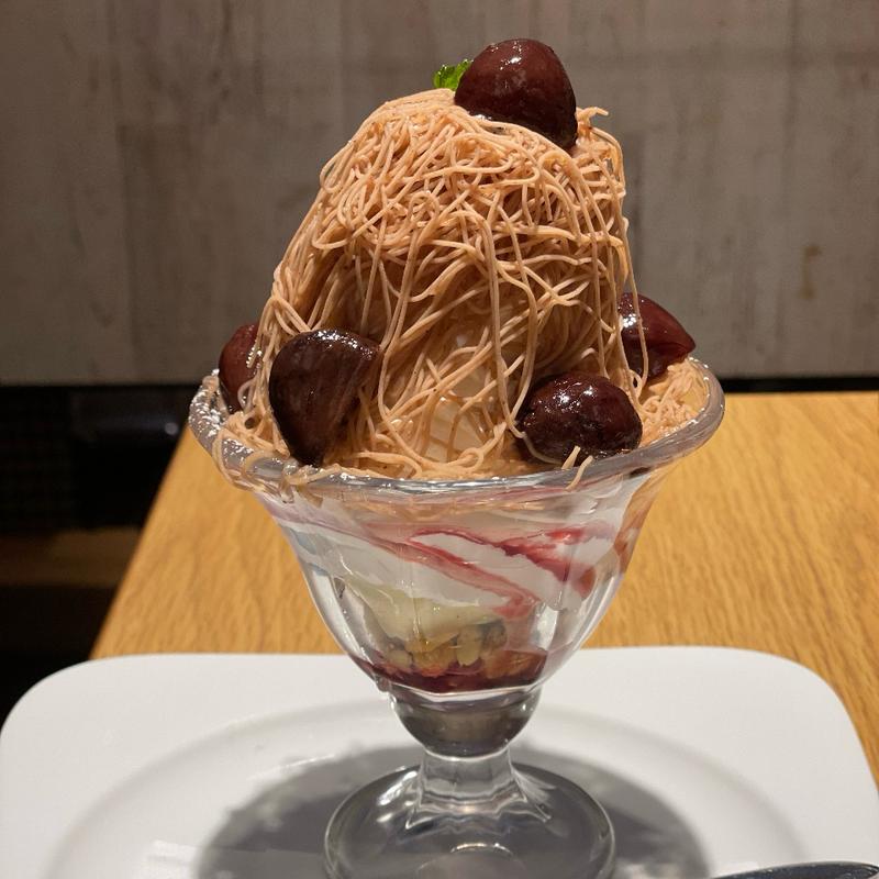 絞りたてモンブランパフェ(むさしの森珈琲 中央林間店)