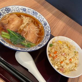 ランチセット 豚角煮麺+炒飯(香港亭)
