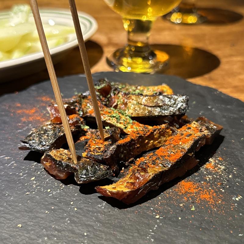 サバジャーキーの炙り(craft 酒場Ghent)