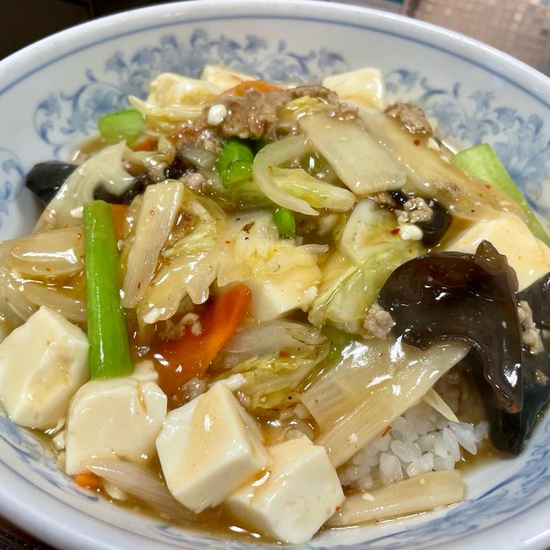 やみつき丼(ぎょうざの満洲 花小金井北口店)