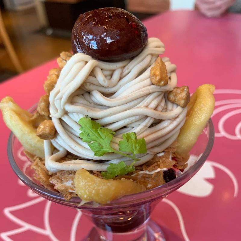 渋川栗のモンブランサンデー(不二家レストラン 西永福店)