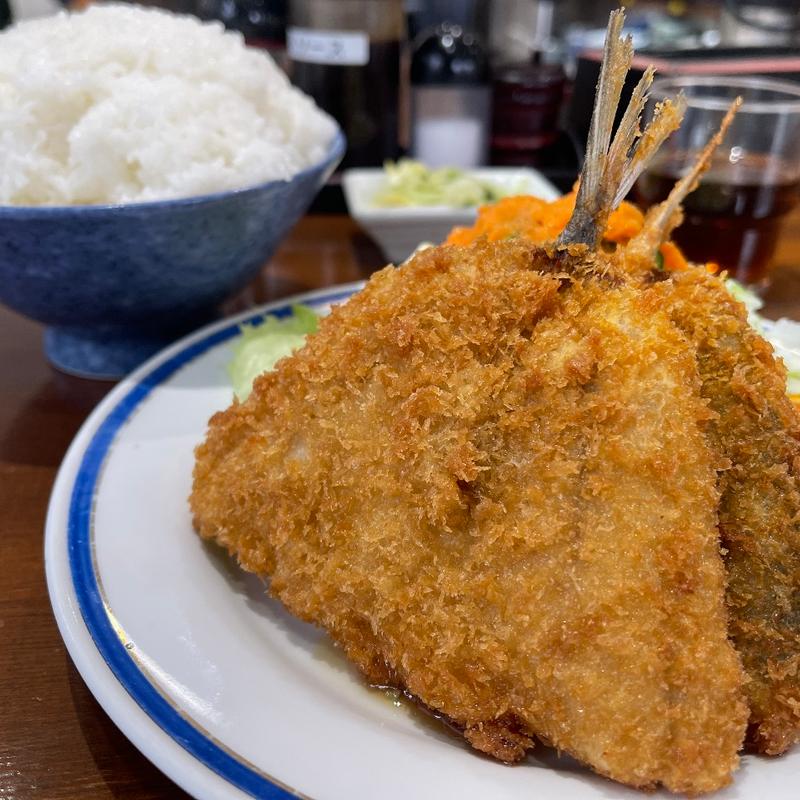 鯵フライ定食　大盛り(きさらぎ亭)