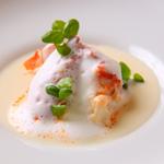 オマール海老のナージュ　カリフラワーのクリーム　バジルの泡(BISTRO mieux （ビストロ ミュー）)