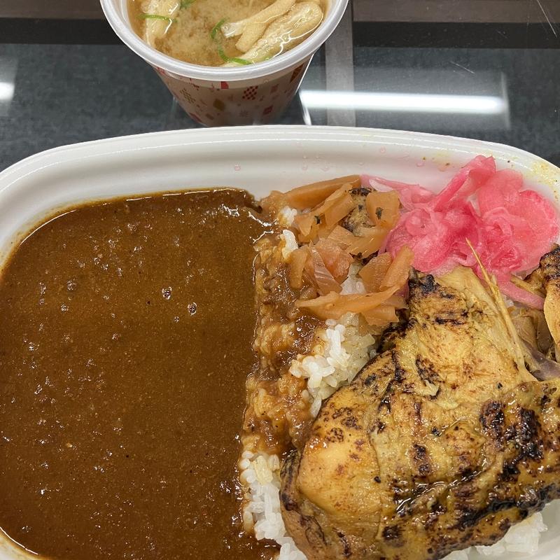 炭火焼きほろほろチキンカレー大盛り(すき家 立町店 )