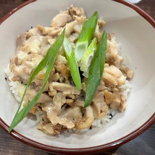 鶏ﾏﾖ丼小(麺favori)