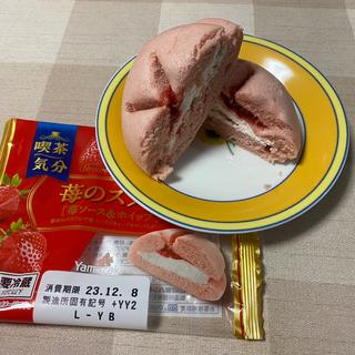 苺のスフレ(苺ソース&ホイップ)(カネスエ 津島愛宕店)