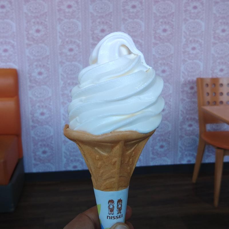 牧草の丘ソフトクリーム(半田屋 ハイウェイ食堂北上金ヶ崎上り)