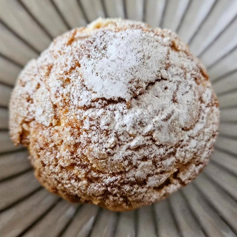 さくさくクッキーシュークリーム(ポーズカフェ)