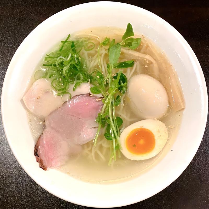 鶏塩ラーメン(iq cafe&dining （アイキューカフェアンドダイニング）)