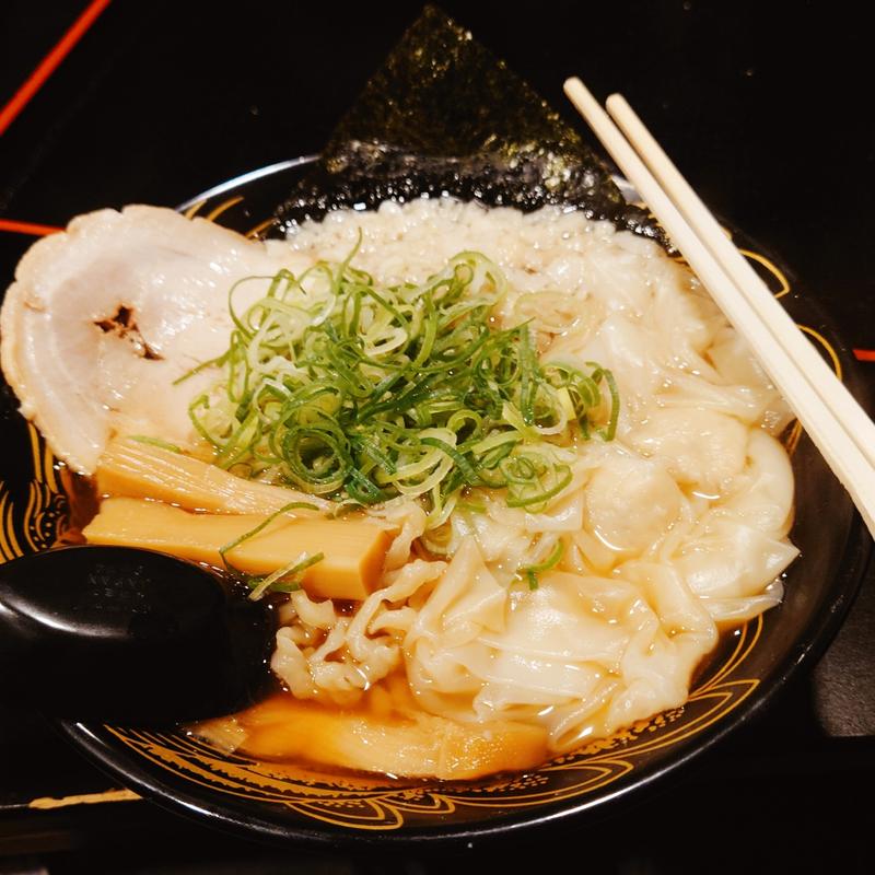特選煮干わんたん乗せ(煮干中華蕎麦 ふじた)