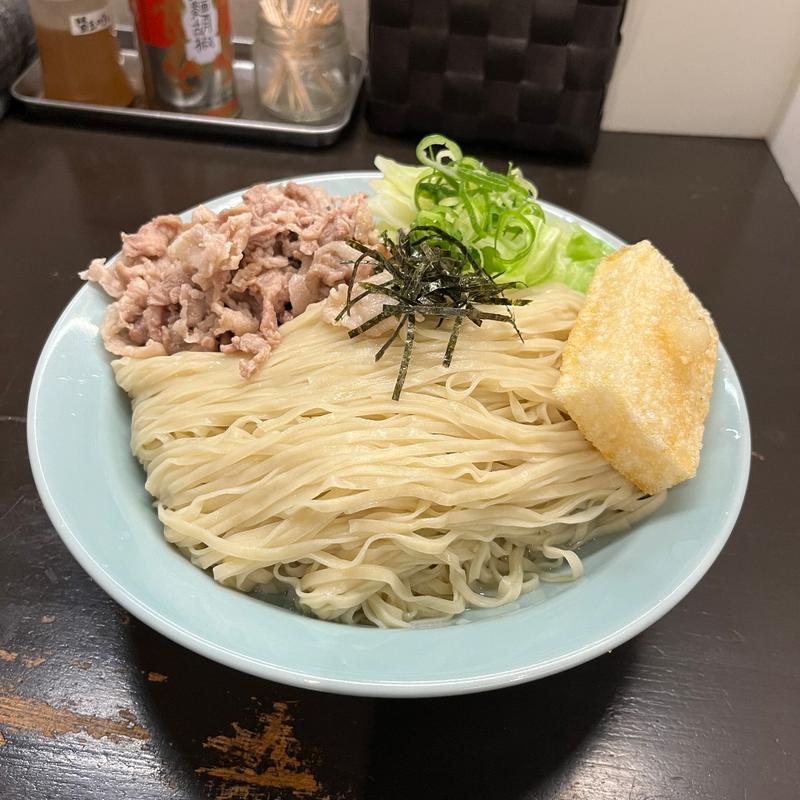 にぼ豚つけ麺(博多とんこつ 豚の足跡)