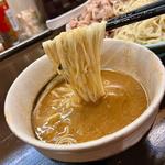 にぼ豚つけ麺(博多とんこつ 豚の足跡)
