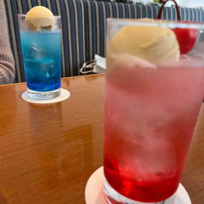 クリームソーダ(ボックサン)