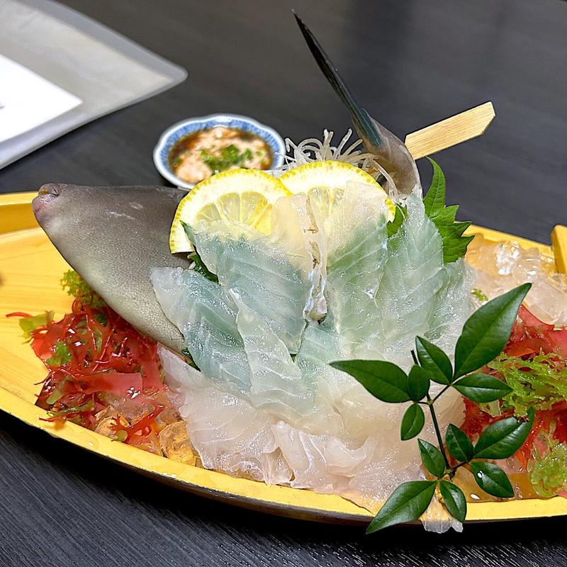 活ウマズラハギ活け造り(肝ダレ)(巓升郭 （てんしょうかく）)