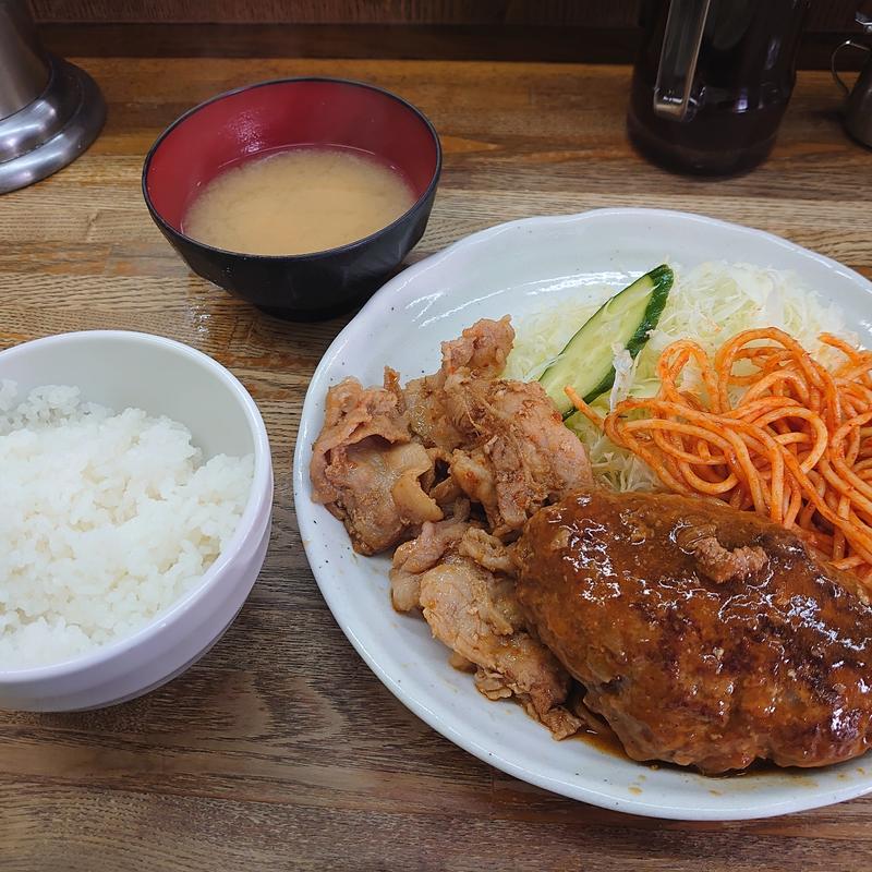 ハンバーグ･しょうが焼き盛り合せ(キッチン グラン )