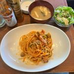 喫茶店のナポリタン（ランチセット）(三番館 吹田店)